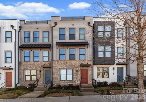 1737 Dunavant Street Charlotte NC 28203