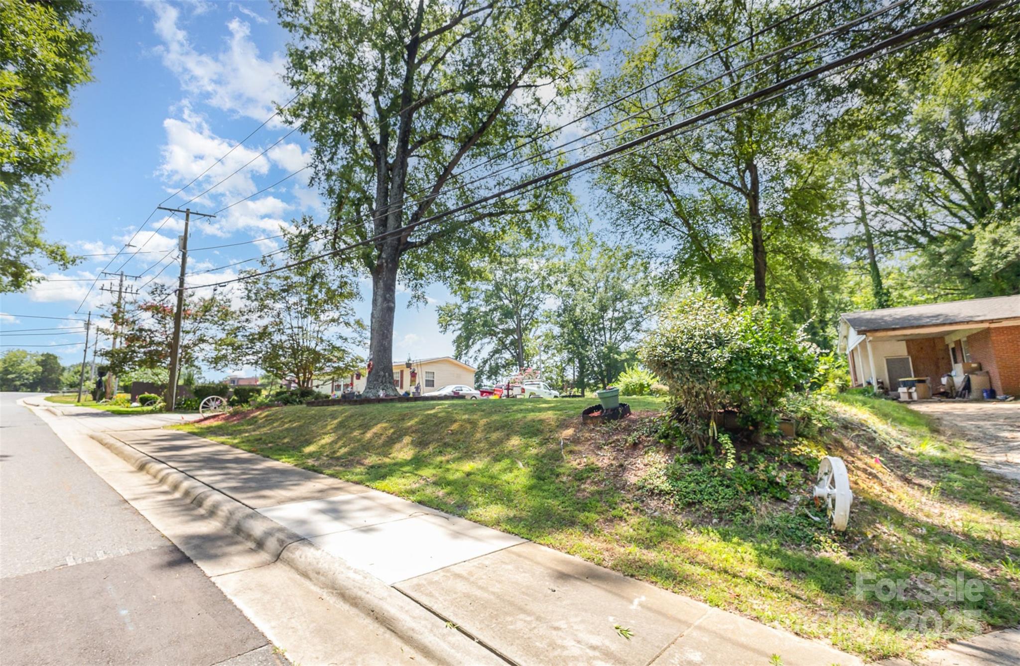 19901 Burton Lane