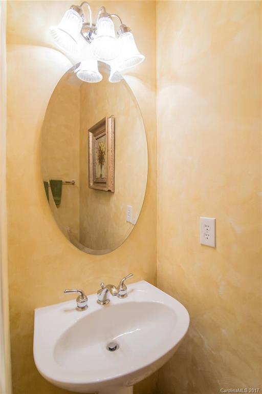 Glen Laurel - Residential