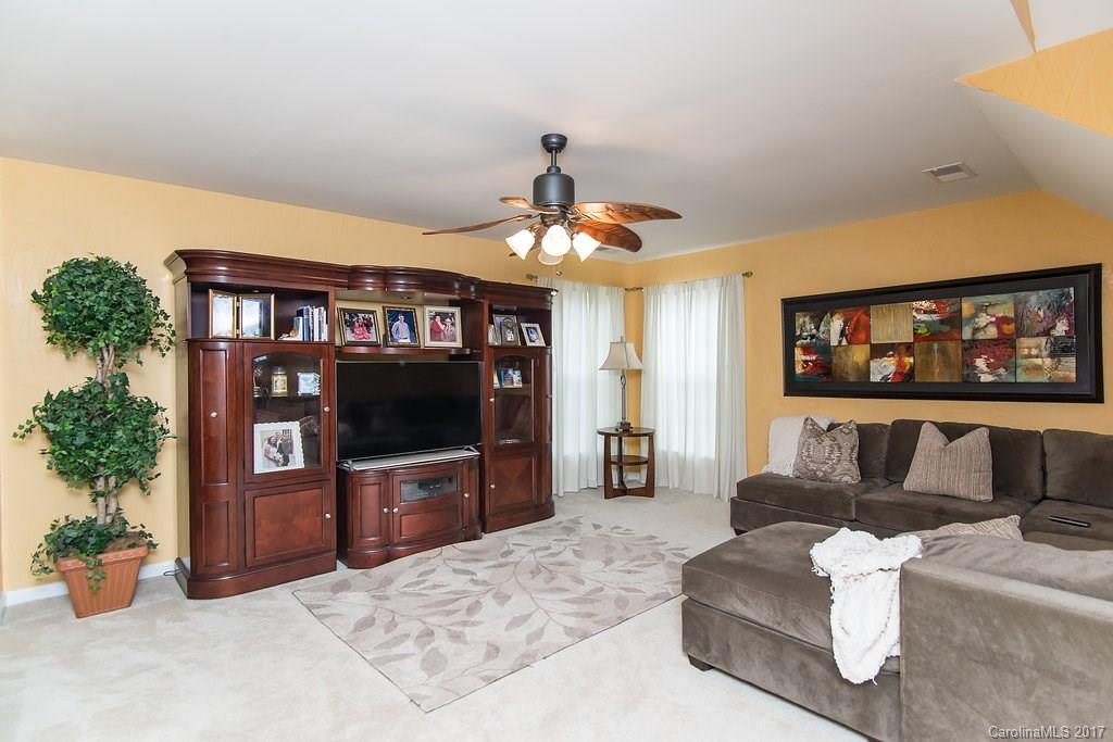 Glen Laurel - Residential