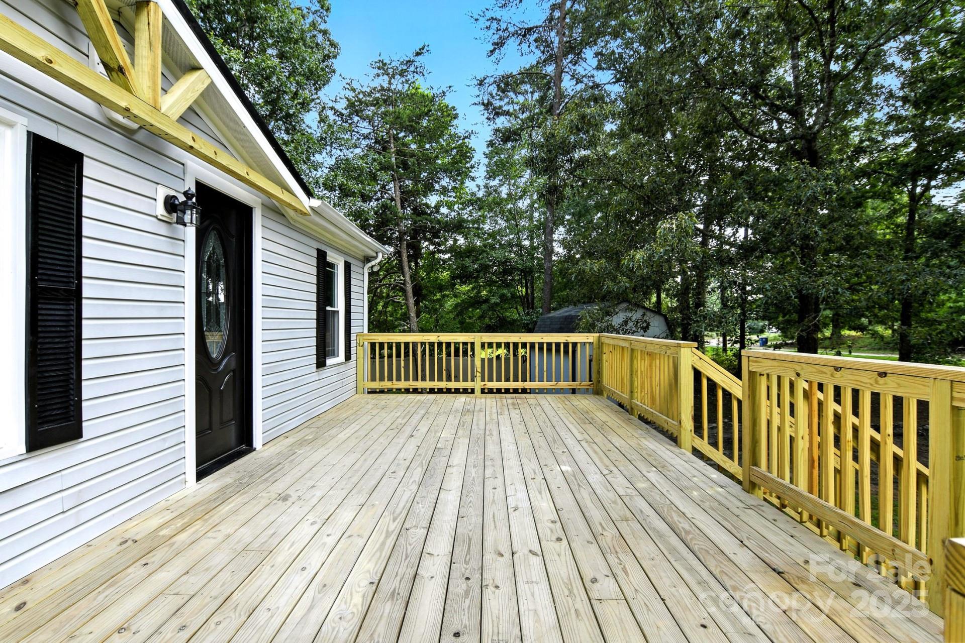 2734 Orangewood Lane