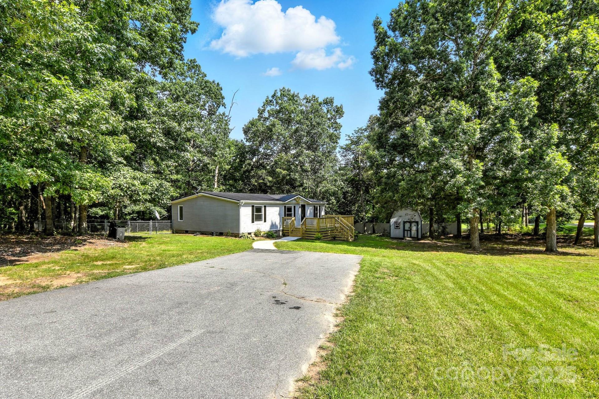 2734 Orangewood Lane