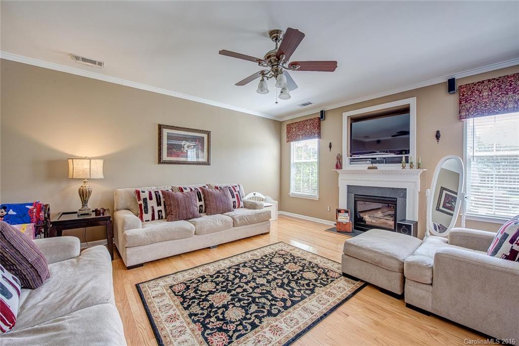 Autumn Cove At Lake Wylie - Residential