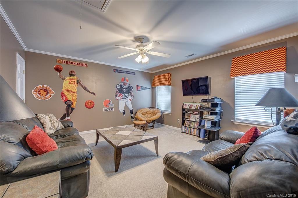 Autumn Cove At Lake Wylie - Residential