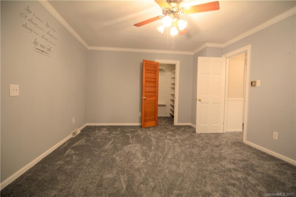 Mitchell Aire - Residential