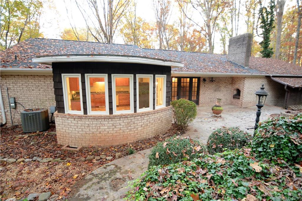 Mitchell Aire - Residential