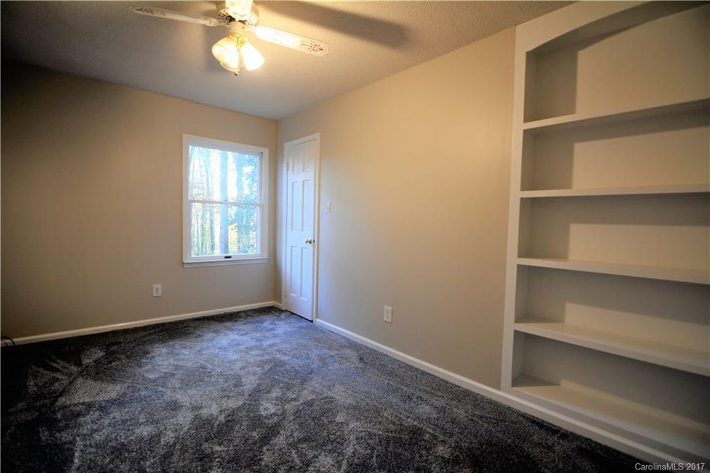 Mitchell Aire - Residential