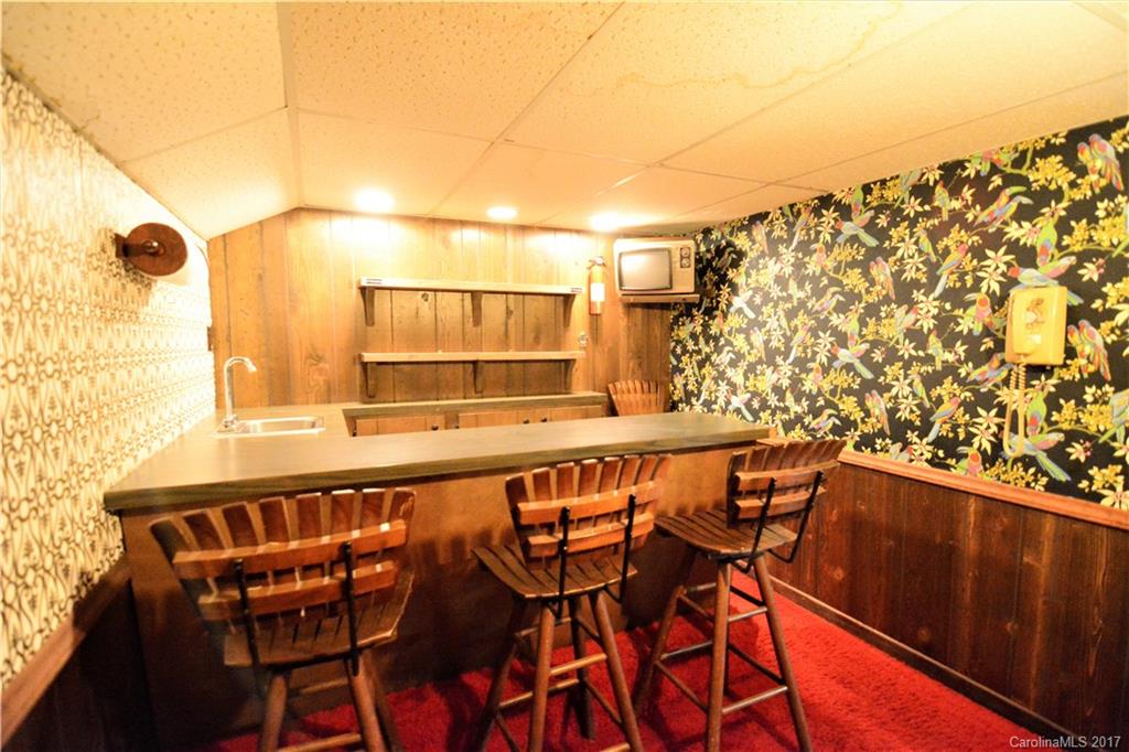 Mitchell Aire - Residential