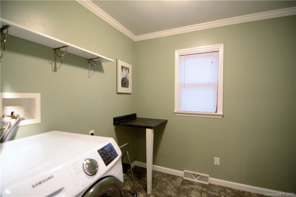 Mitchell Aire - Residential