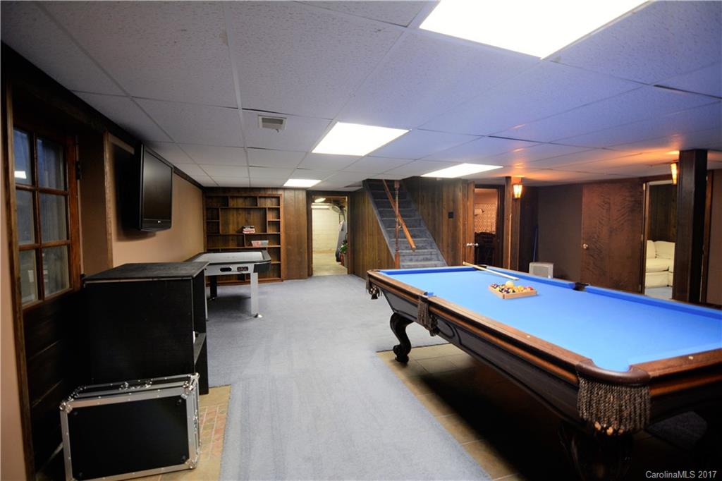 Mitchell Aire - Residential