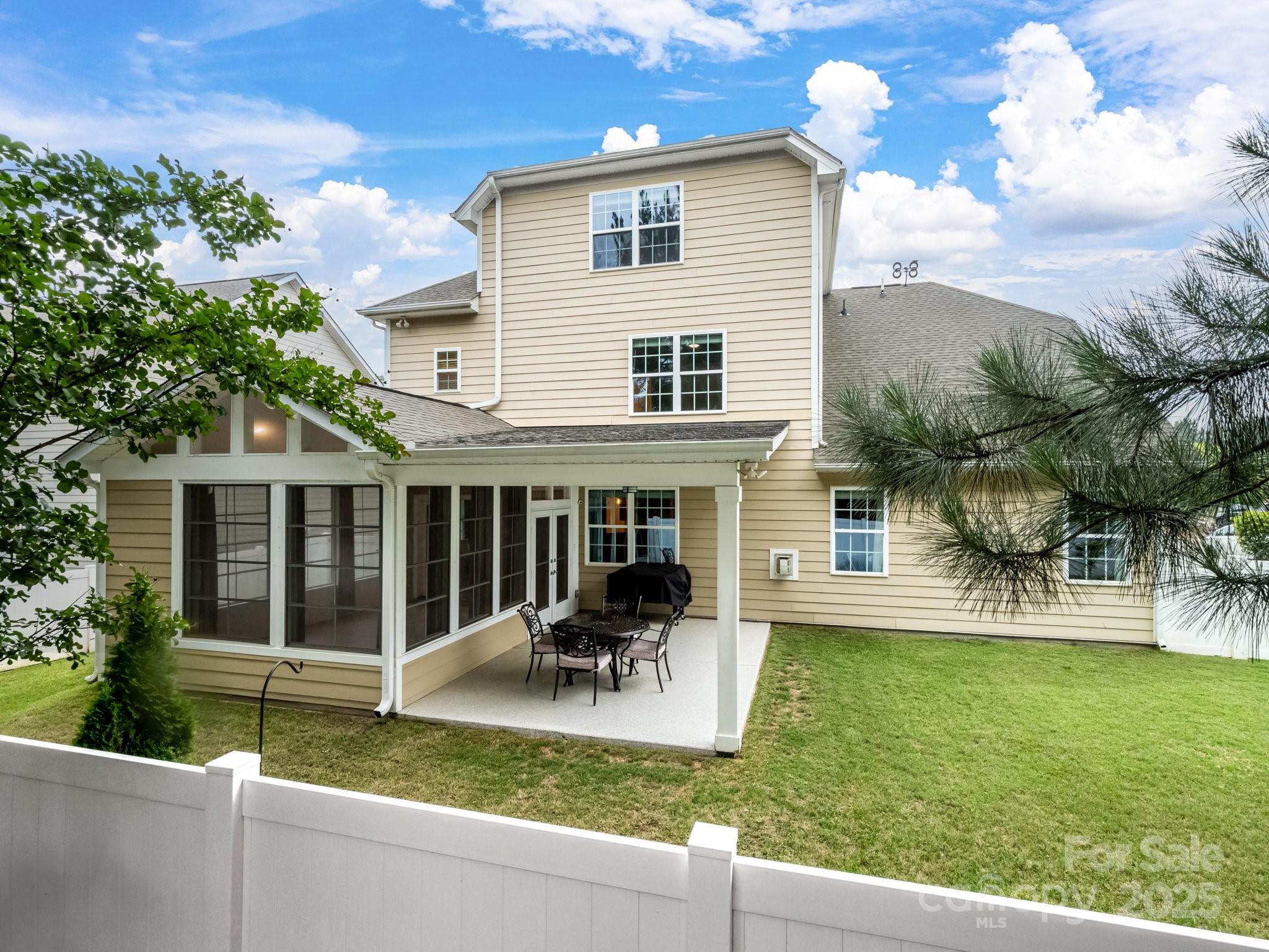 1033 Crawford Drive