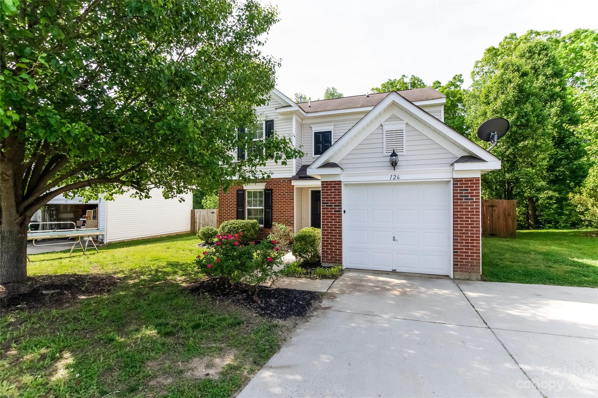 The Hampshires - Residential Lease