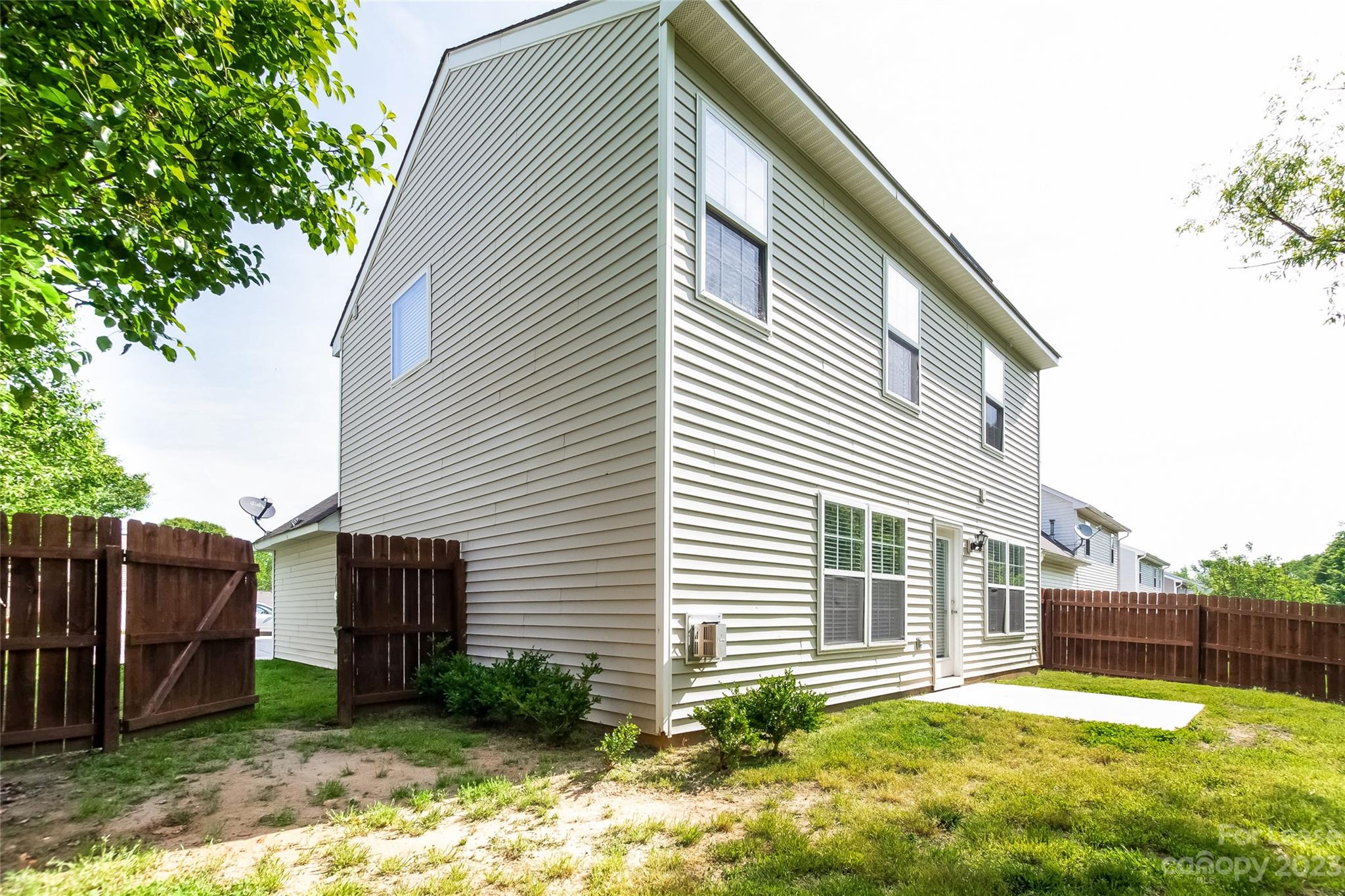 The Hampshires - Residential Lease