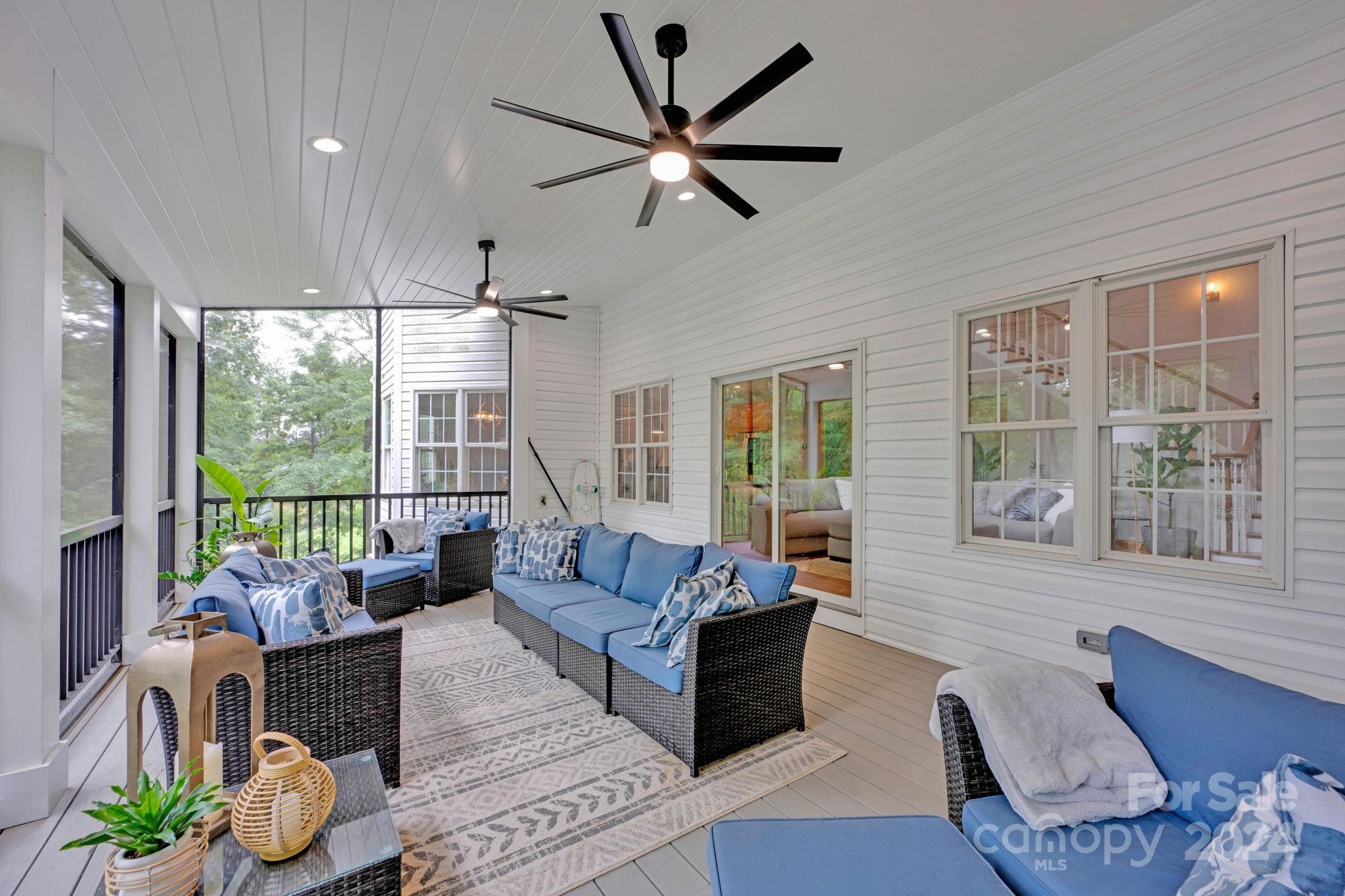 Pinnacle Shores - Residential