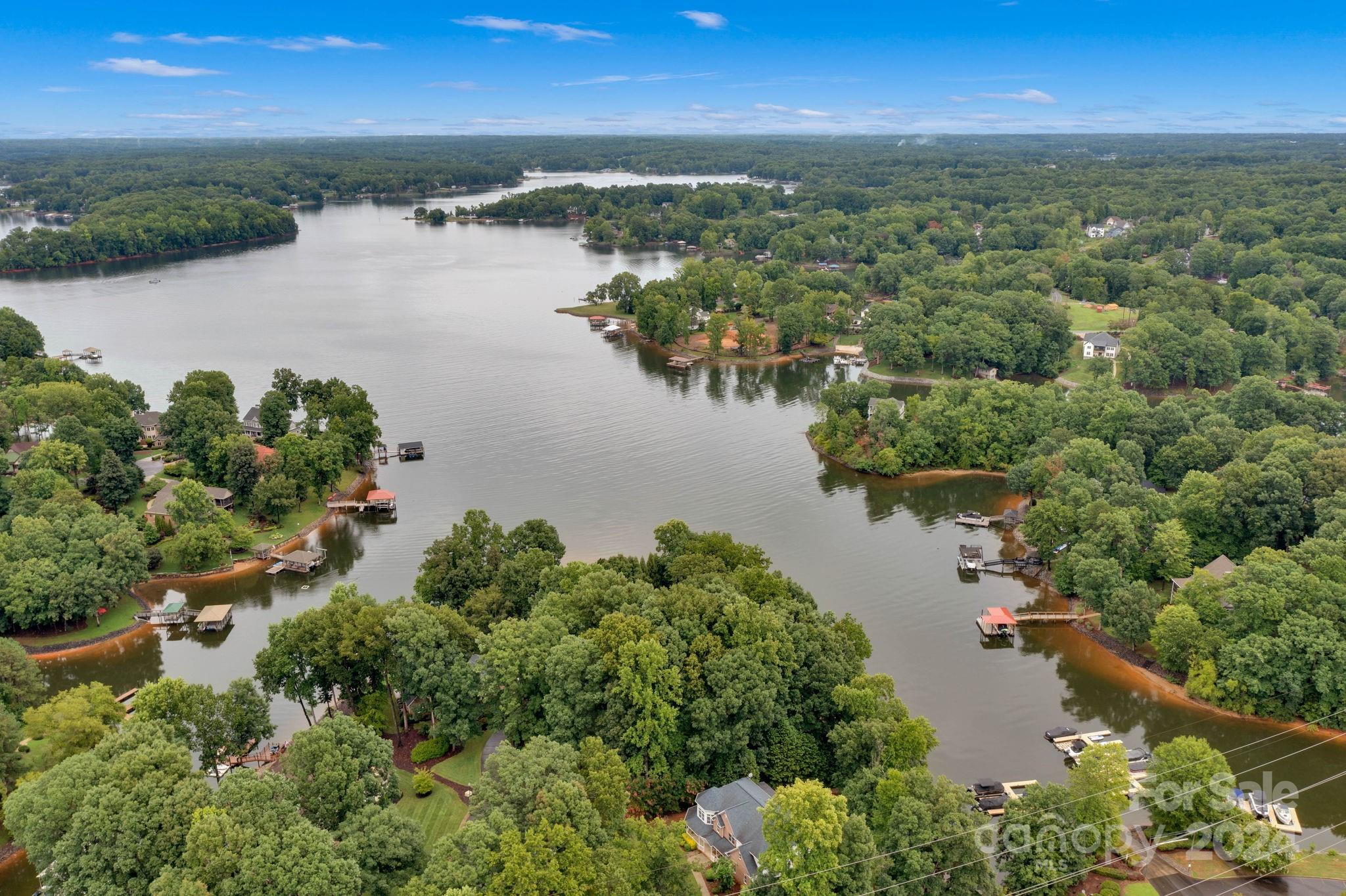 Pinnacle Shores - Residential