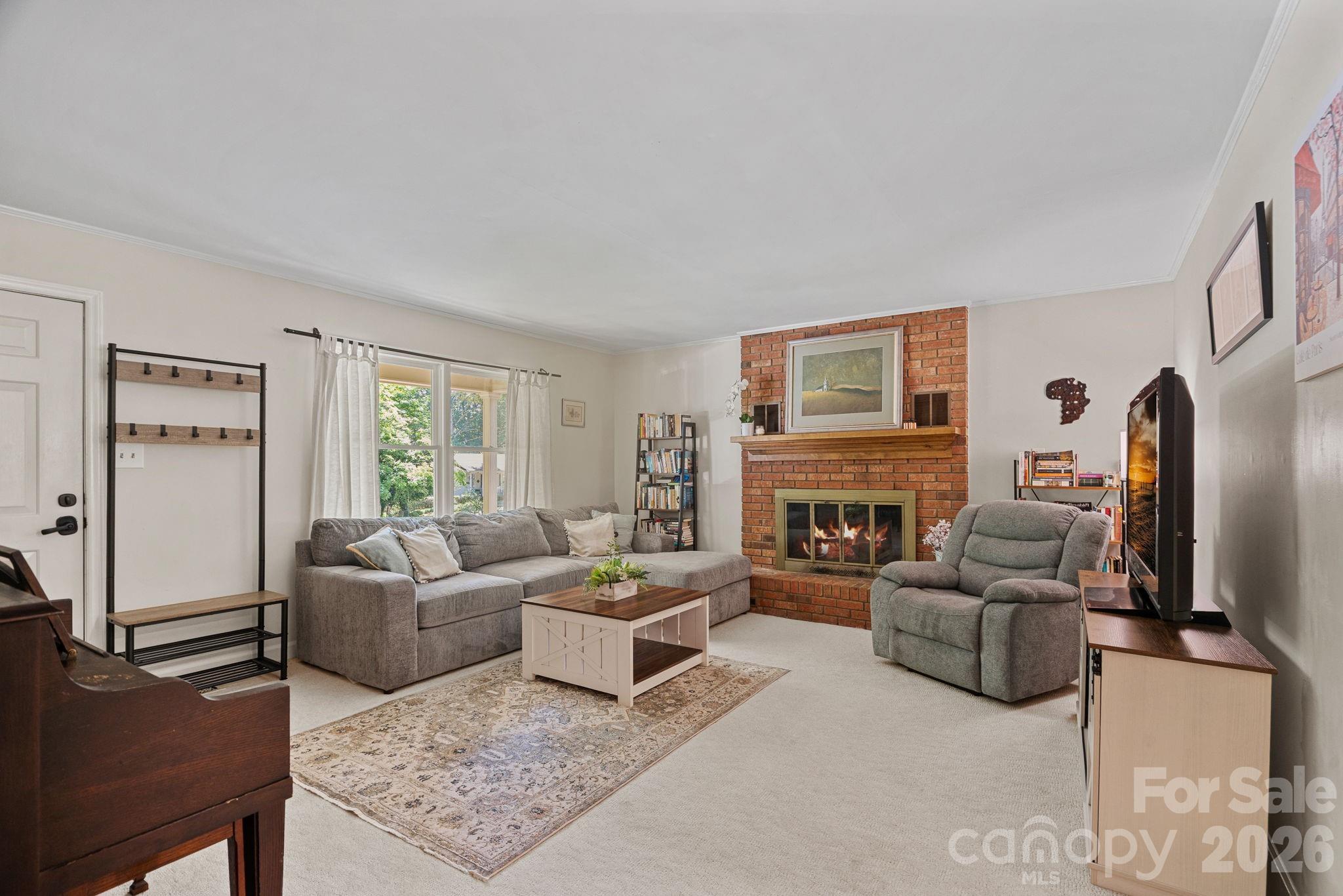 2099 Rock Springs Circle