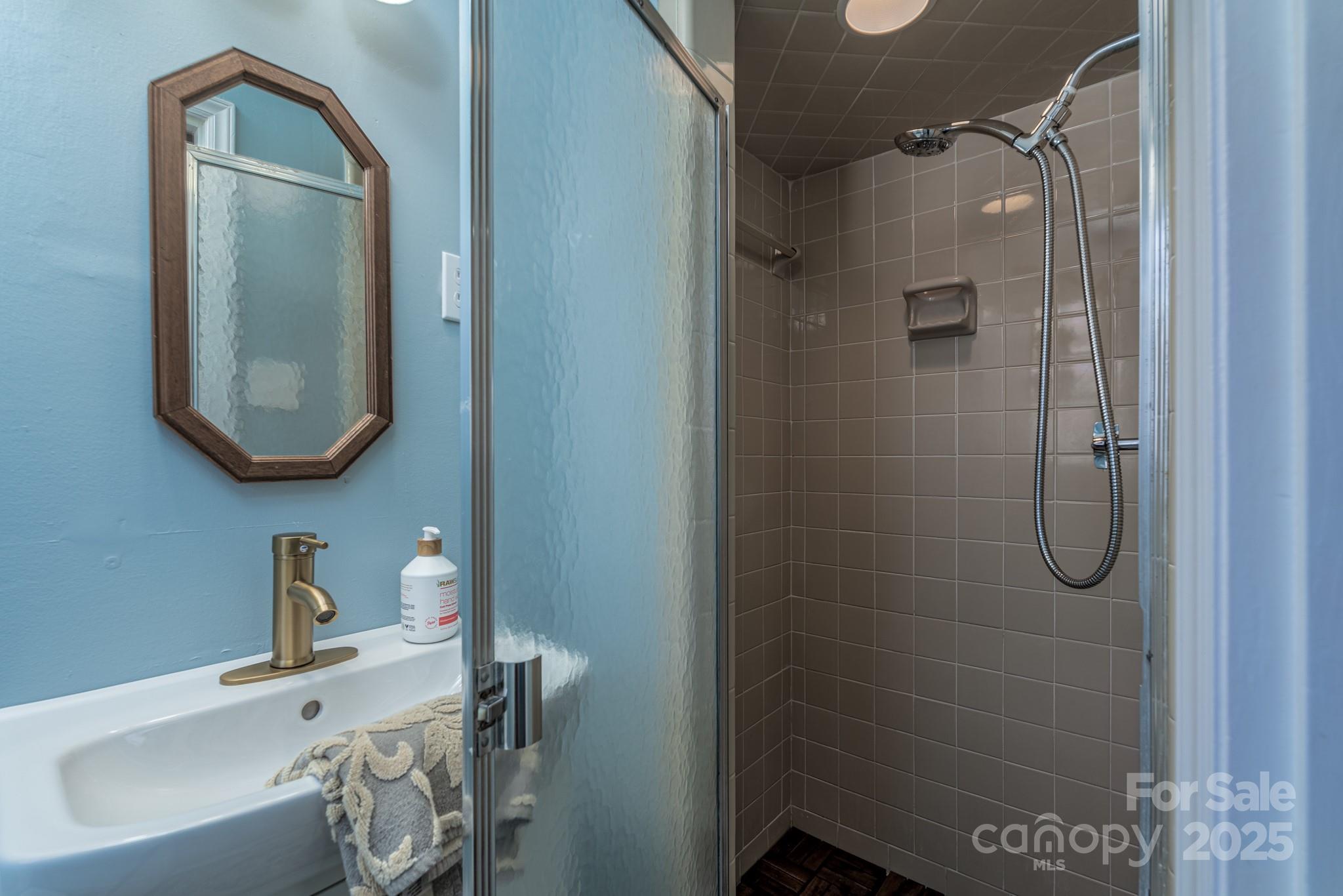 Winthrop Downs - Residential