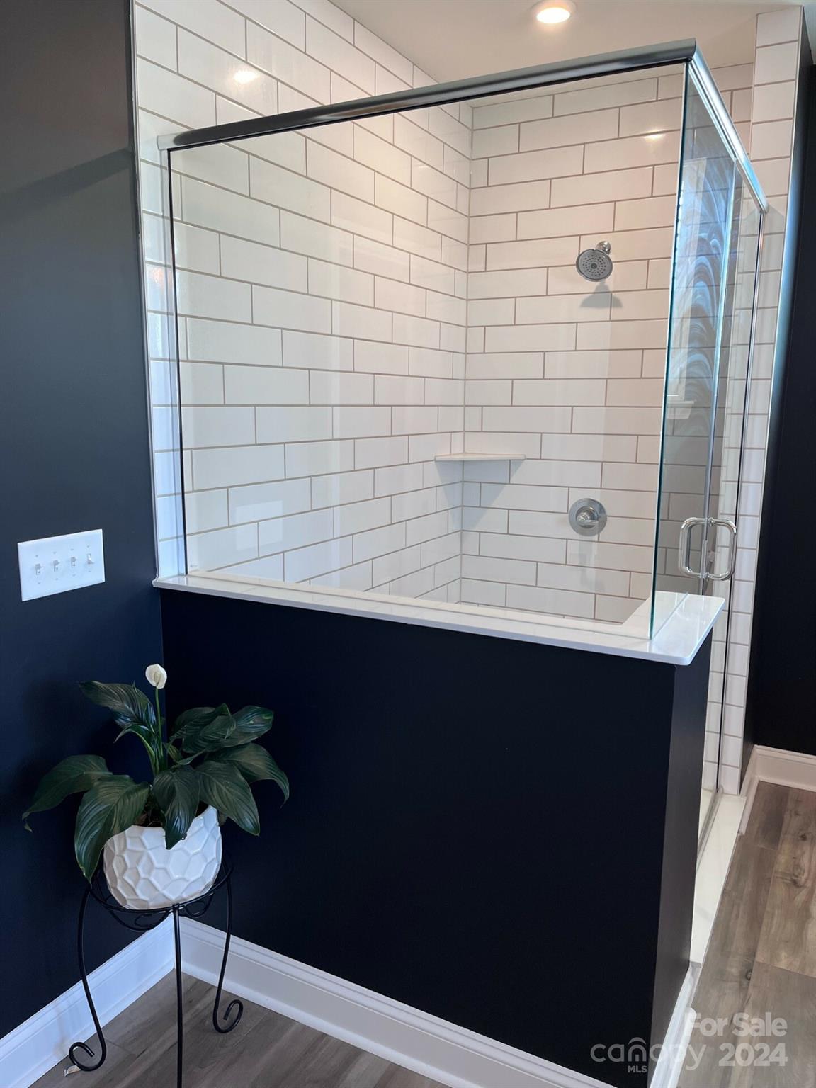 Paddlers Cove - Residential