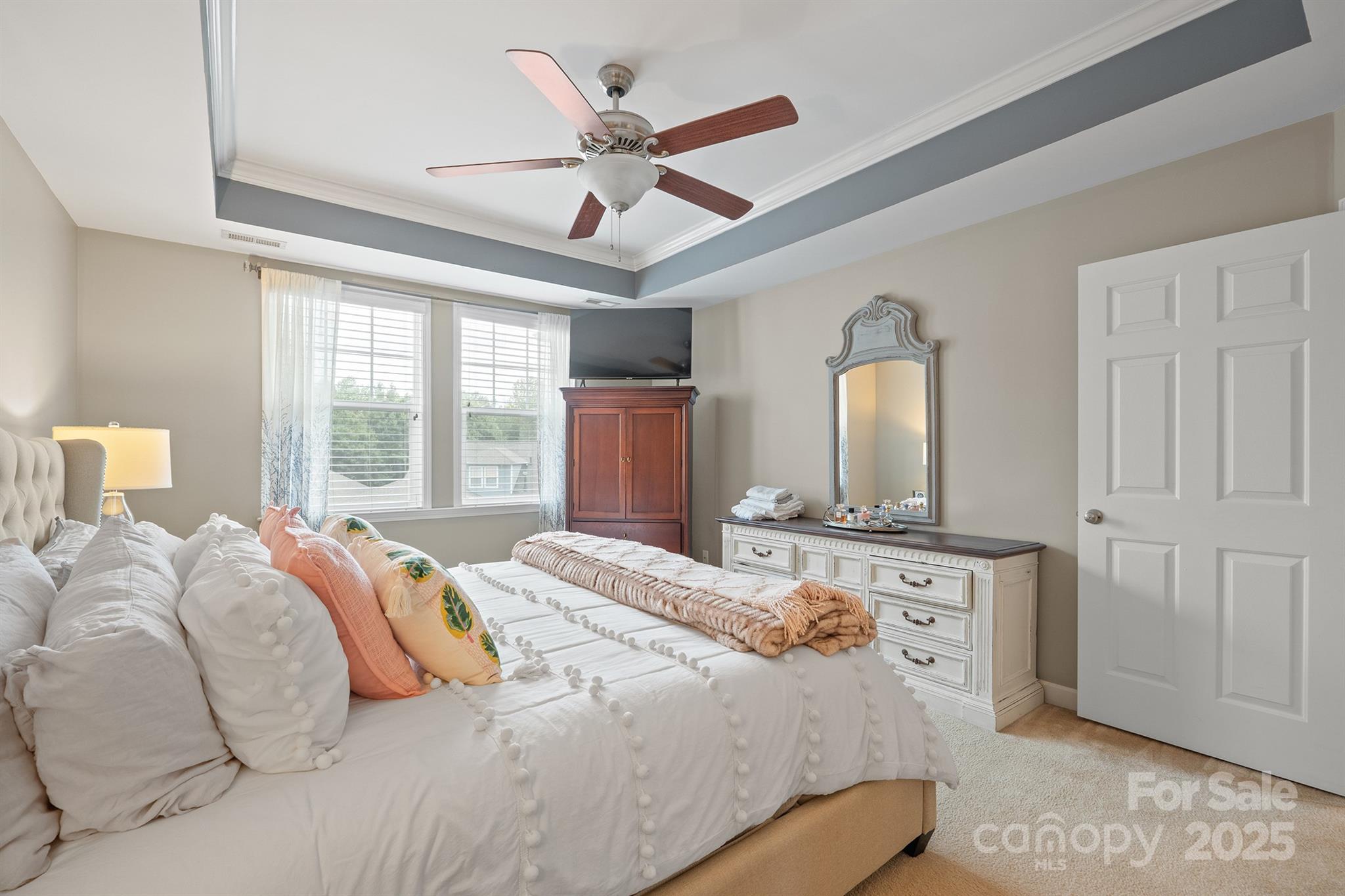 9415 Rosalyn Glen Road