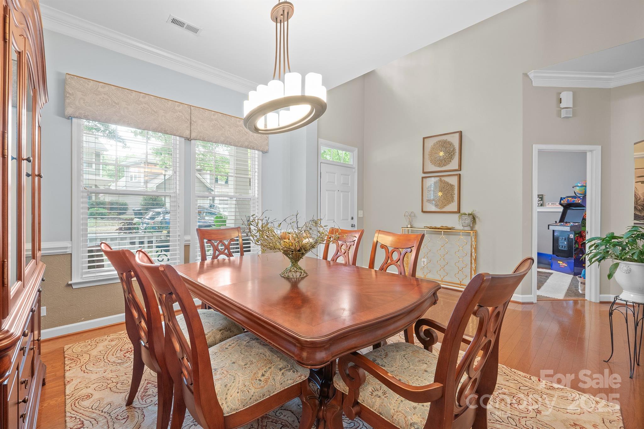 9415 Rosalyn Glen Road