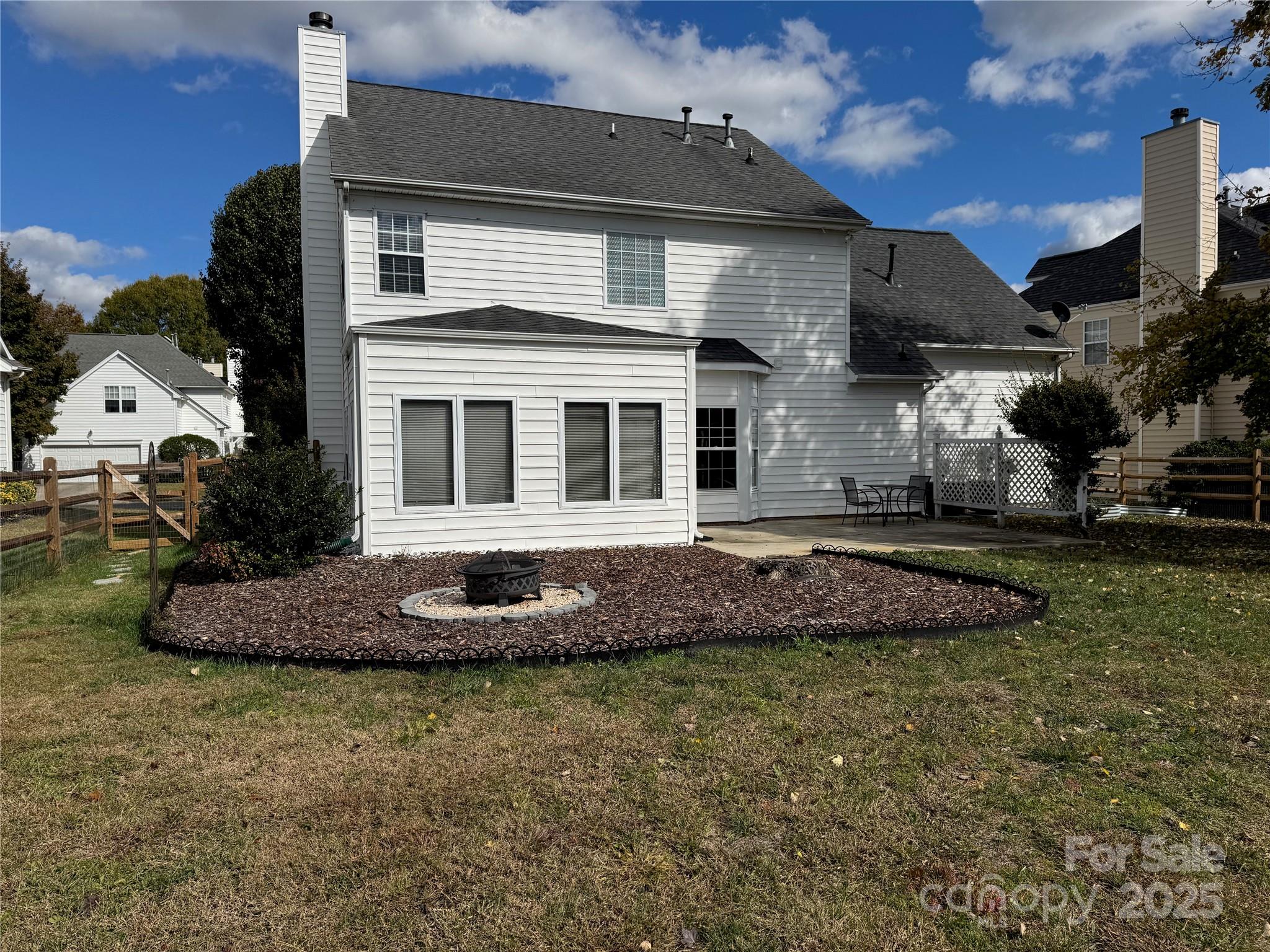 1413 Lockhart Place NW