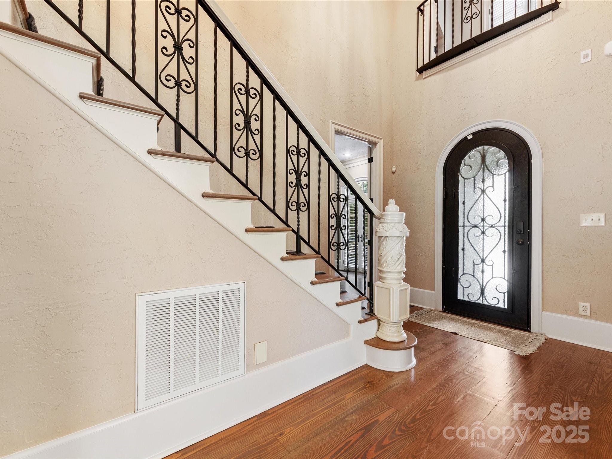 703 Sainte Rose Lane