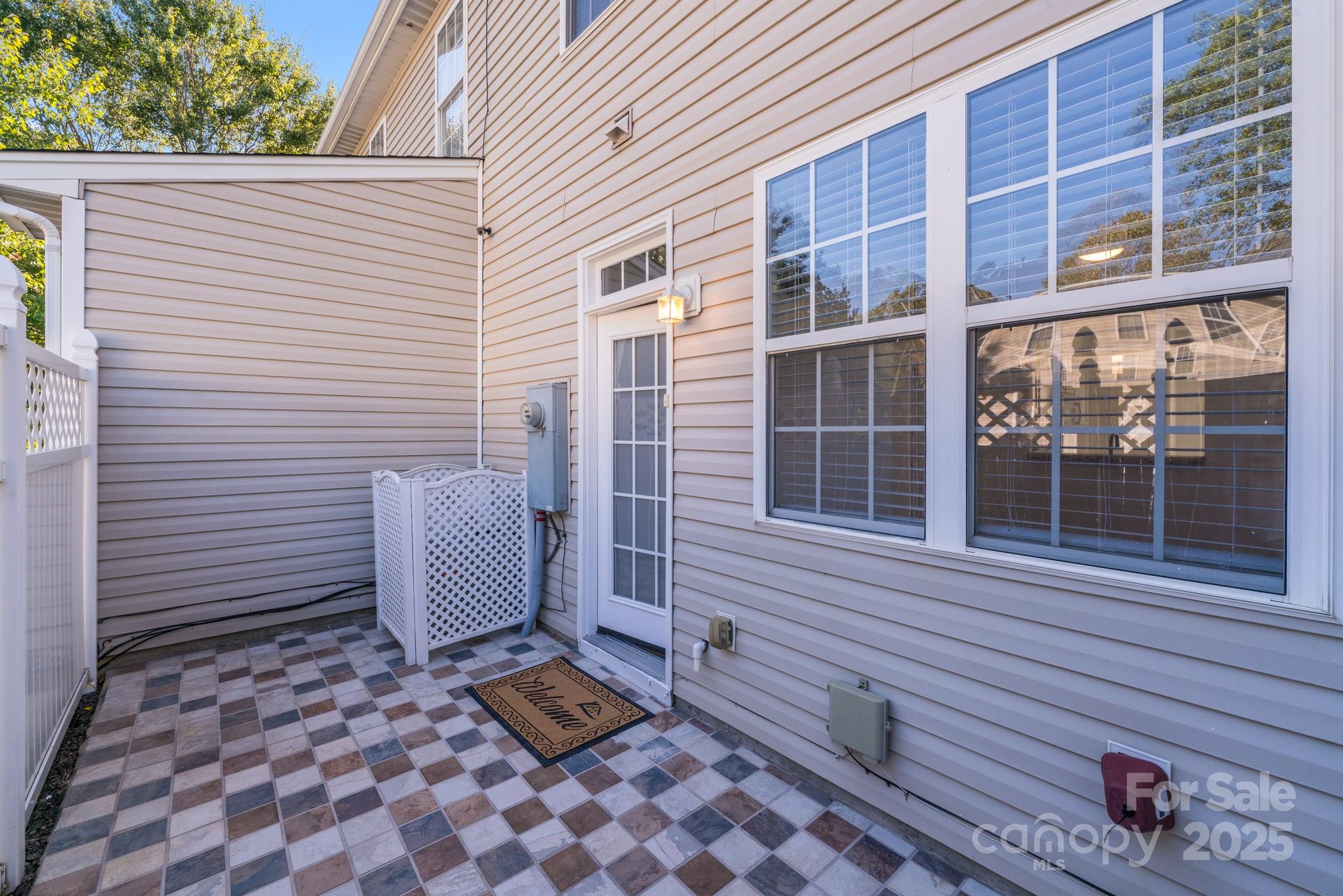 563 Goldstaff Lane