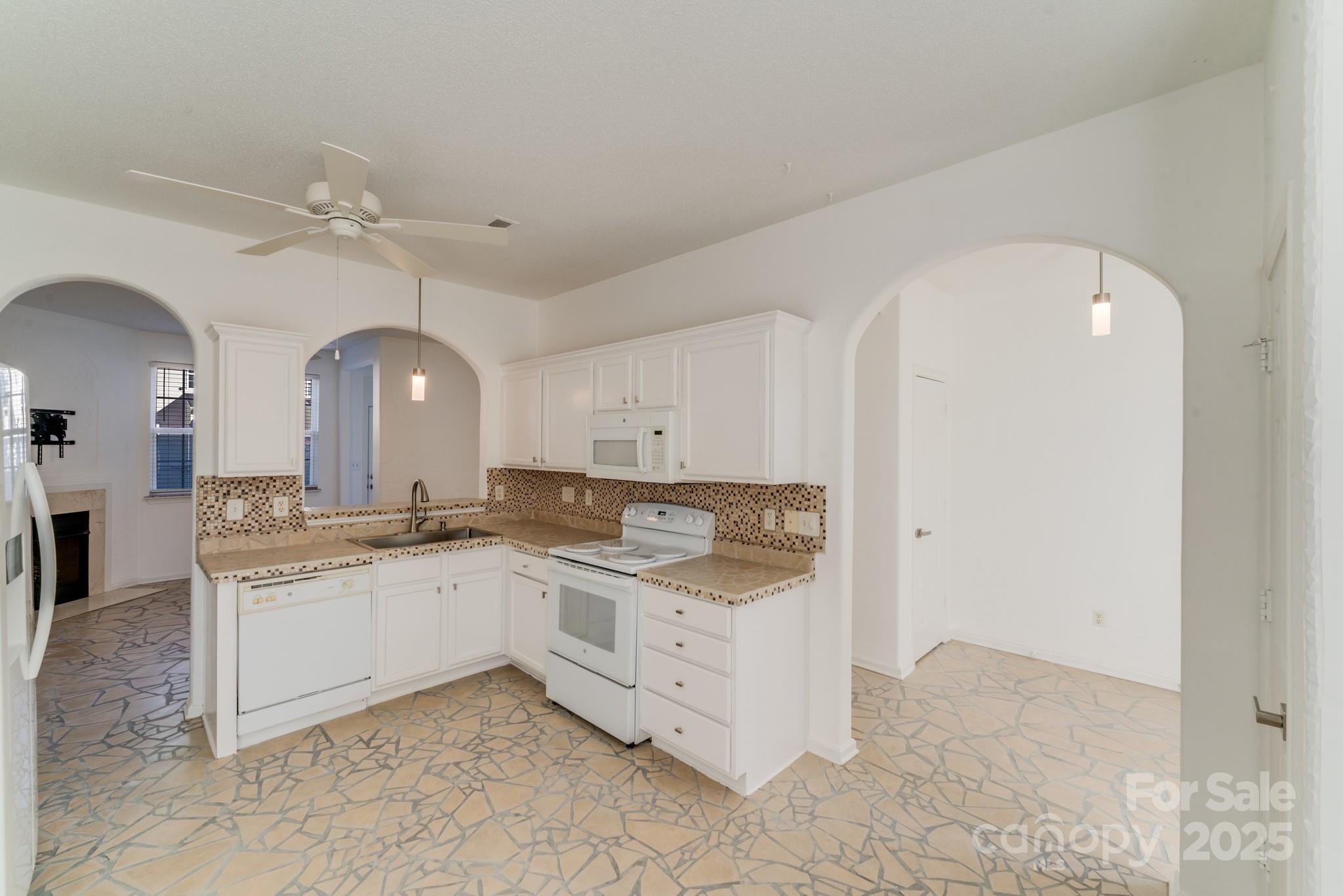 563 Goldstaff Lane