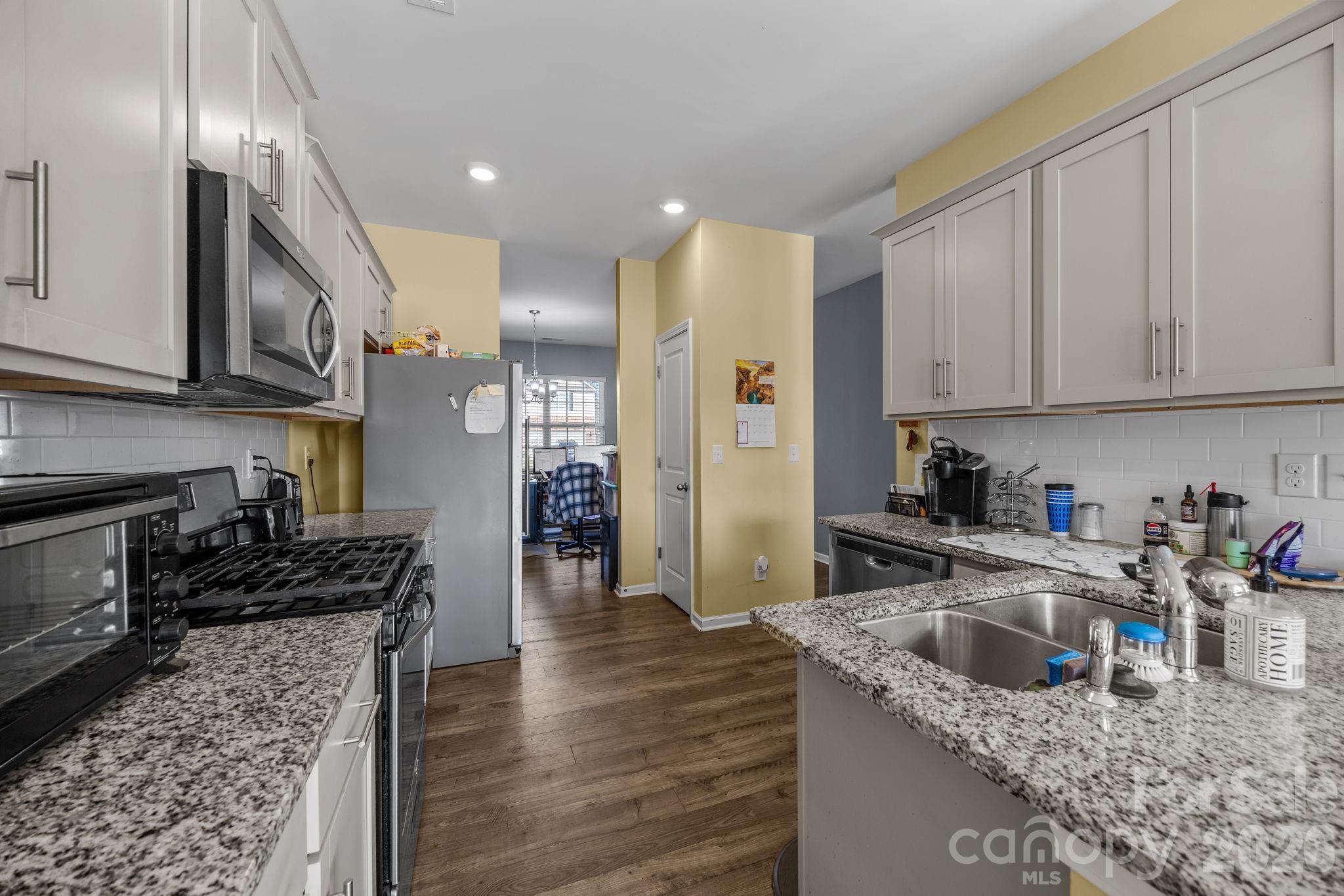 Lanier Village - Residential