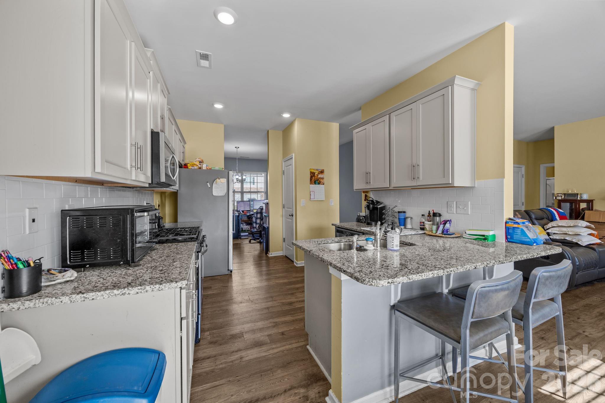 Lanier Village - Residential