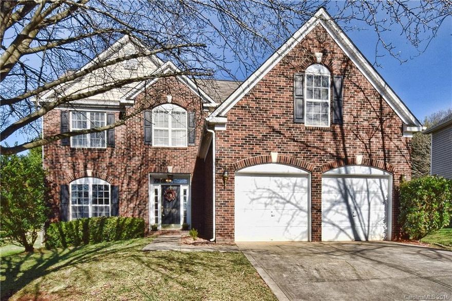 Charming 3 BR/2.5 Bath Home in Established Neighborhood features: Bright Open Floor Plan, High Ceilings, Large Master BR & Bath, New Roof in 2010, New Water Heater in 2015. Kitchen updates include: Granite CT’s, Undermount Sink & Island w/Bar Seating. Formal Dining & Living Rm, Great Rm w/Wood Burning Fireplace. Beautiful Two-level Deck w/Pergola, Fenced-in Backyard. Community features Clubhouse, Pool, Playground, BBall/Tennis Courts. Centrally Located w/Easy Access to 85, Shopping, Restaurants.