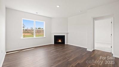 3850 Maxwell Henry Lane NW