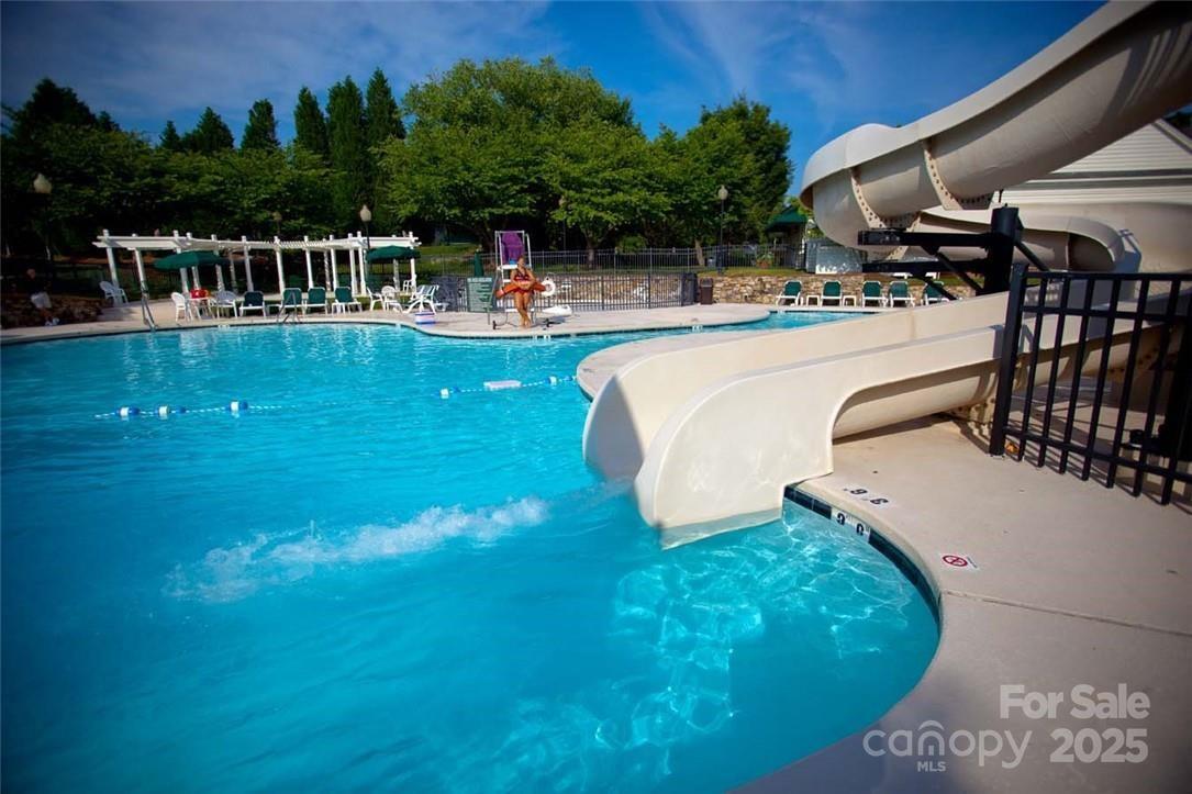 Uwharrie Point - Land