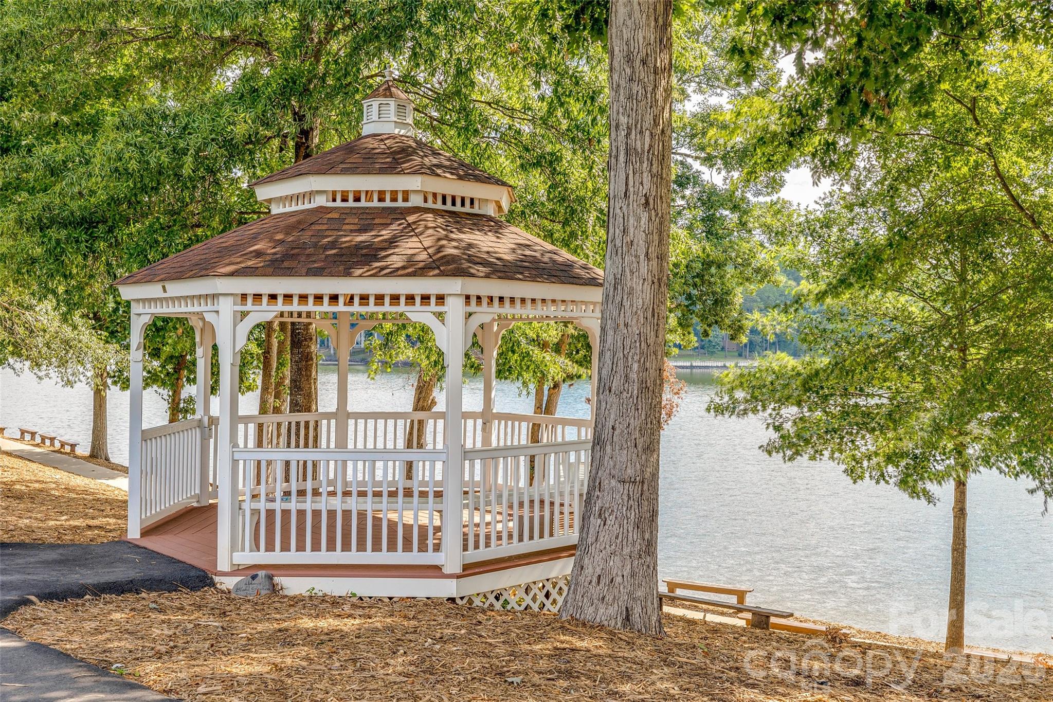 Hunters Run - Residential
