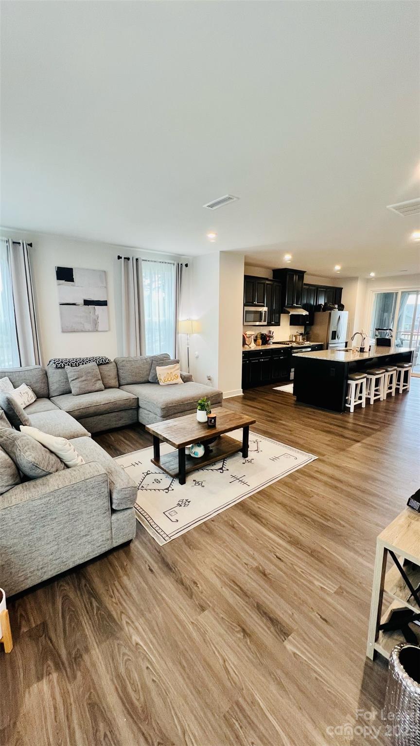 Trinity Townes - Residential Lease