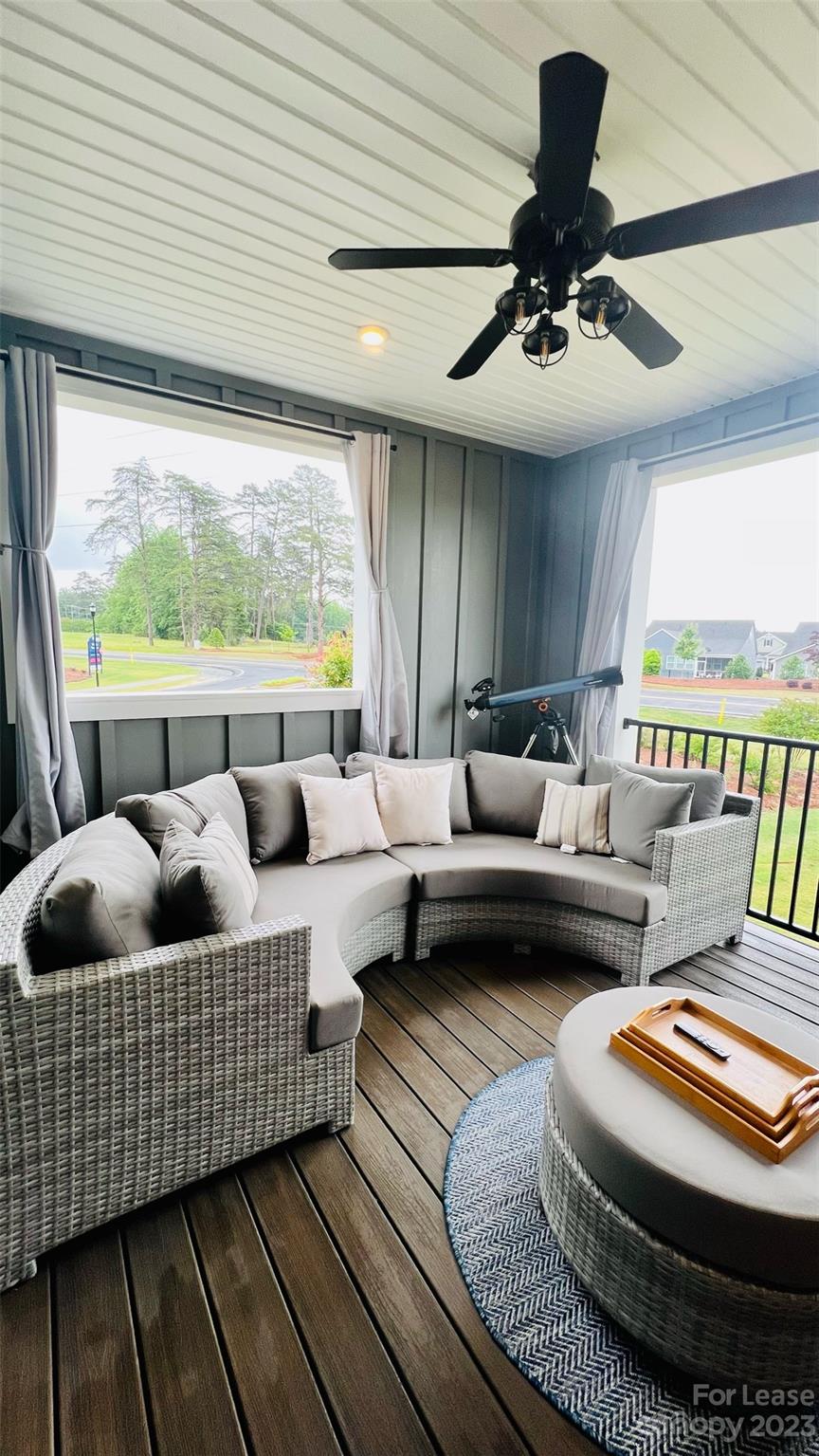 Trinity Townes - Residential Lease