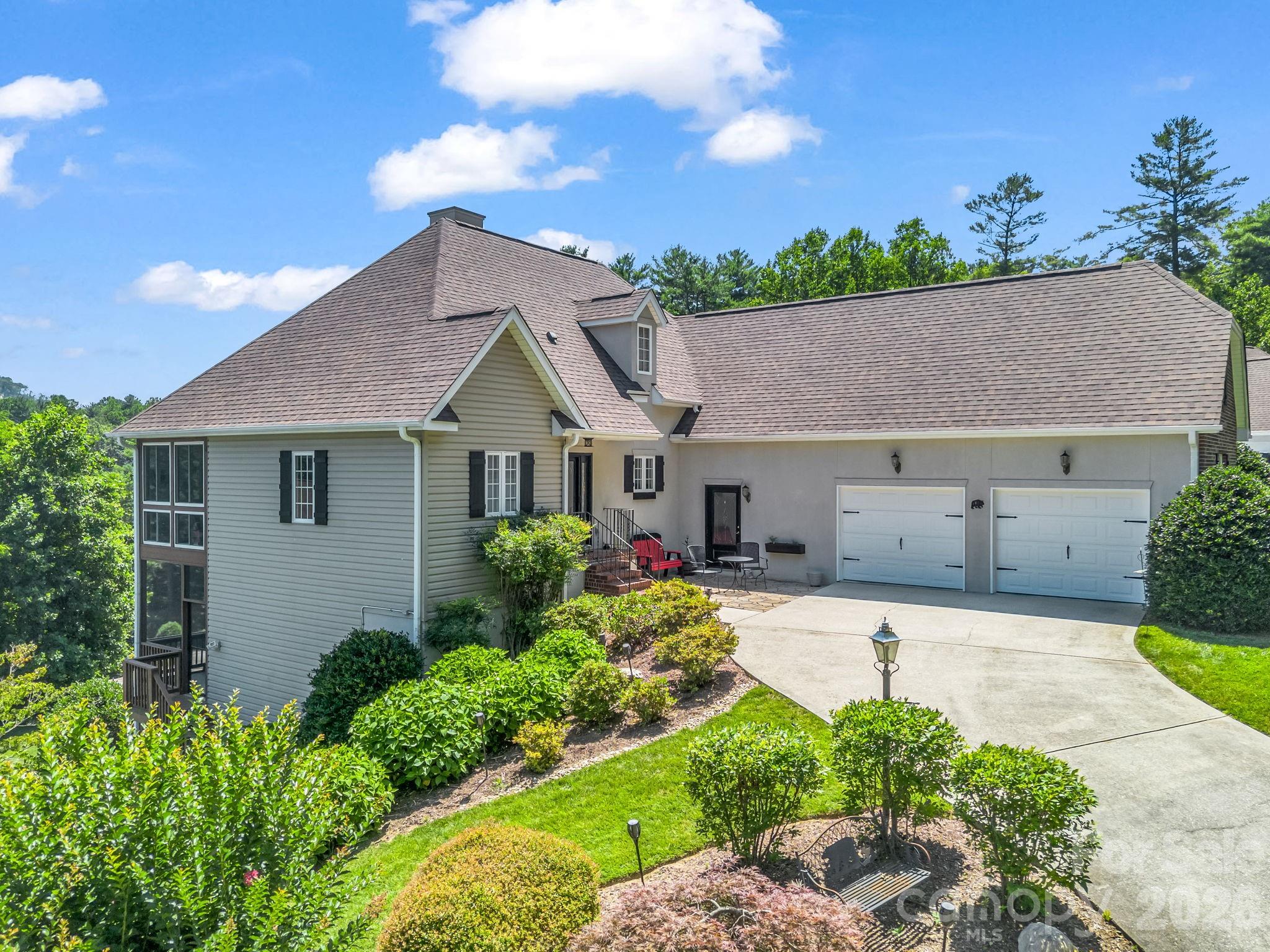 29 Spring Heights Court