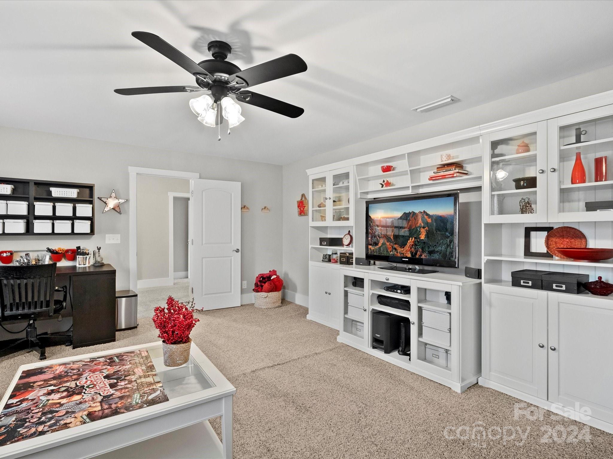 Sherwood Forest - Residential