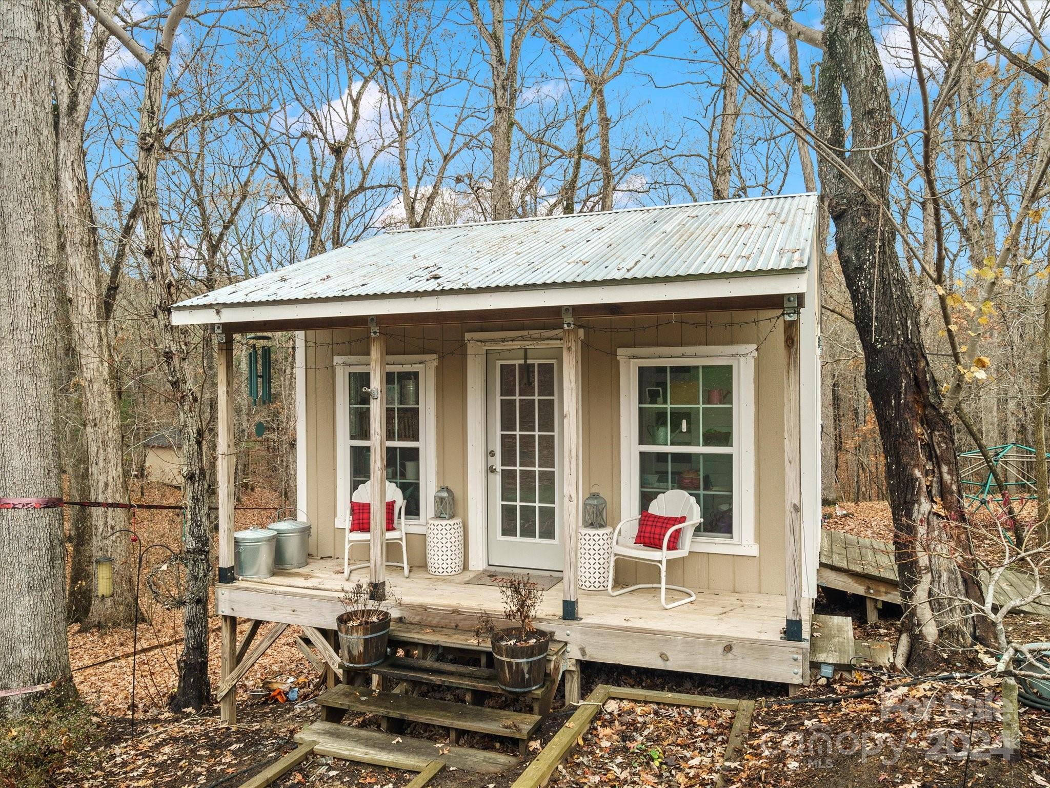 Sherwood Forest - Residential