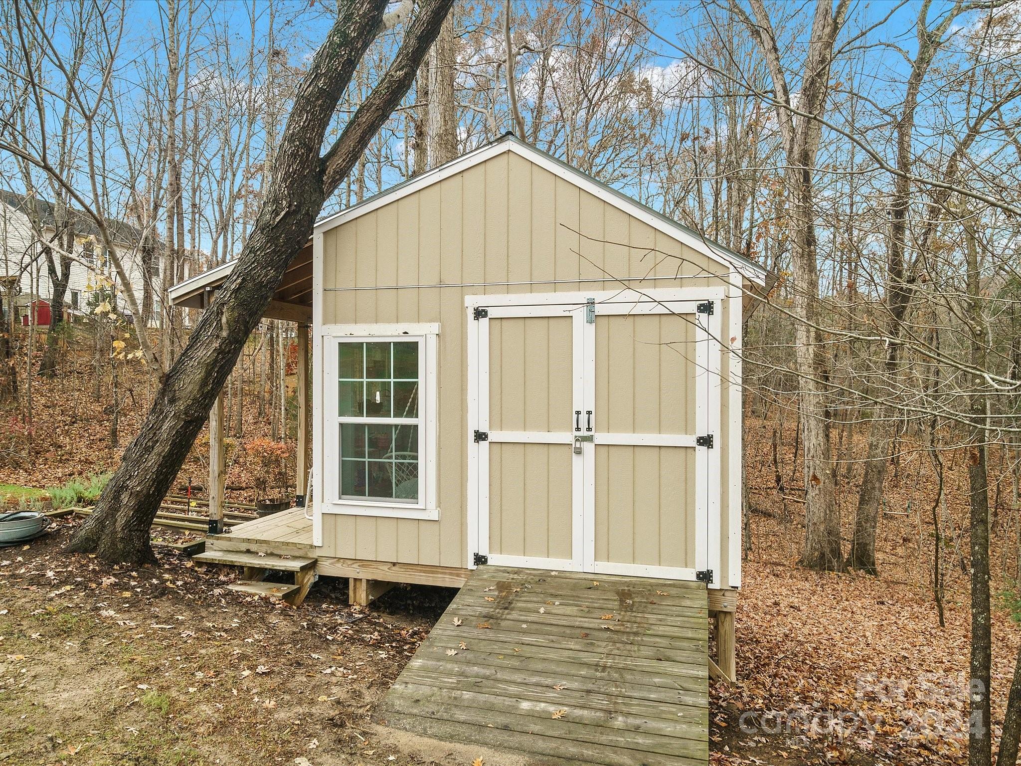 Sherwood Forest - Residential