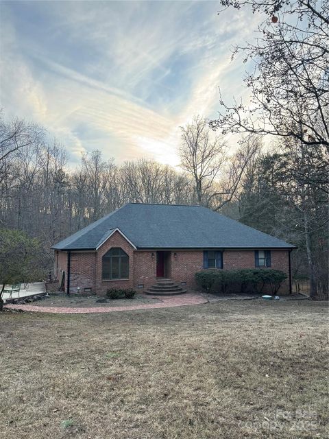 3422 Broach Drive Catawba SC 29704