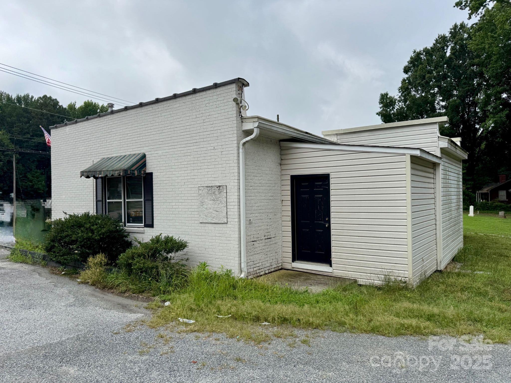 618 N Salisbury Avenue