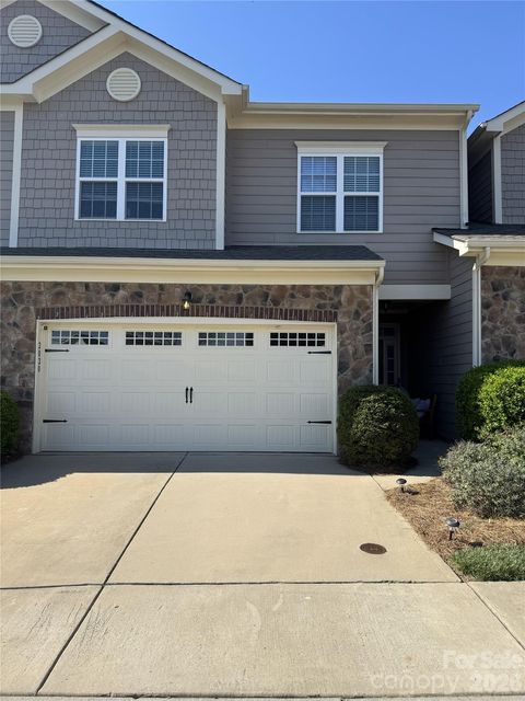 2020 Cramer Place Court Cramerton NC 28032