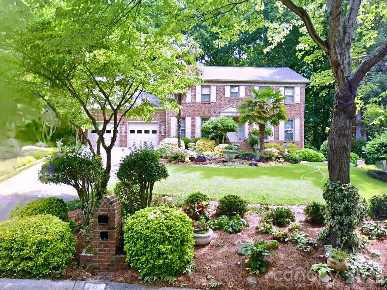 2415 Hopecrest Drive