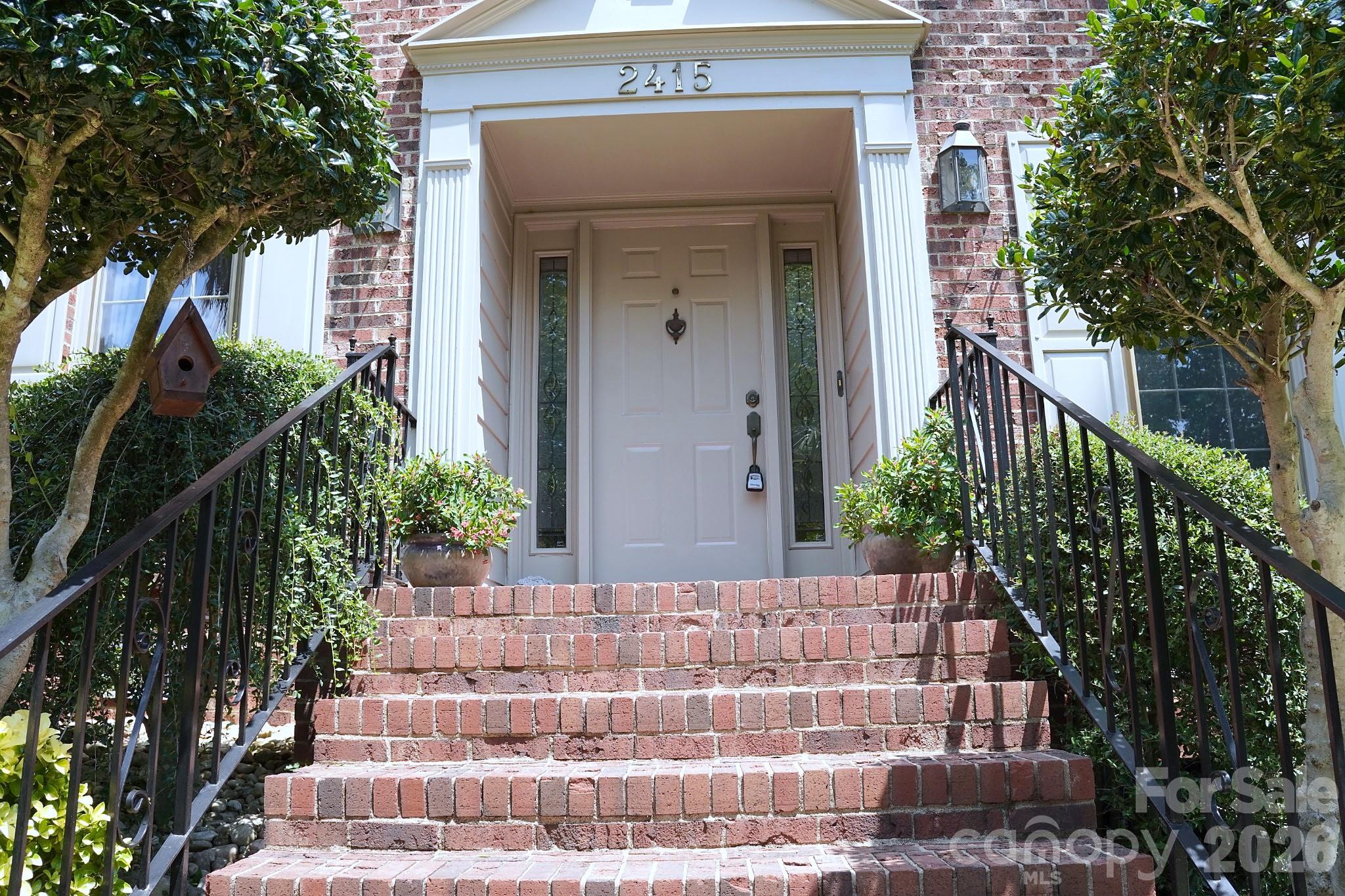2415 Hopecrest Drive