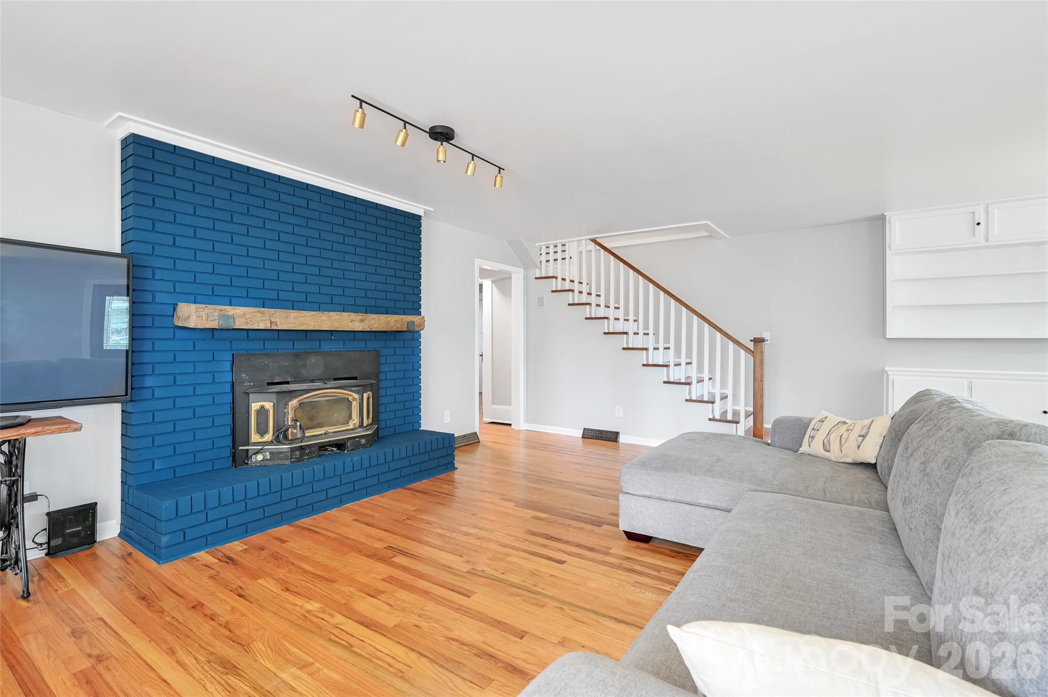 1110 Queentown Road