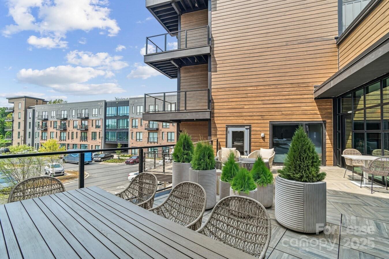 Charlotte, North Carolina 28206, United States, 3 Bedrooms Bedrooms, ,3 BathroomsBathrooms,Residential,Active,208338