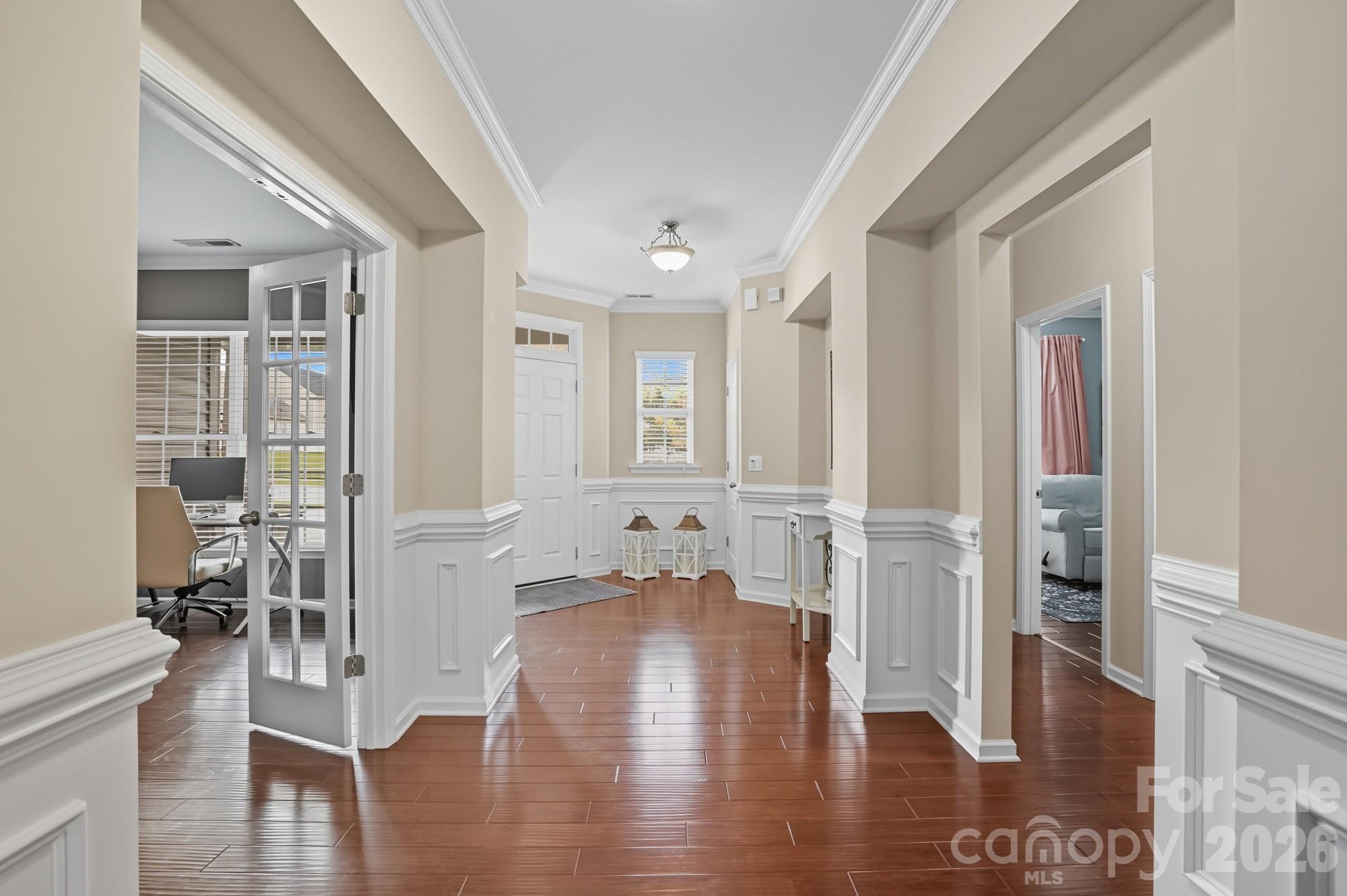 4384 Triumph Drive SW