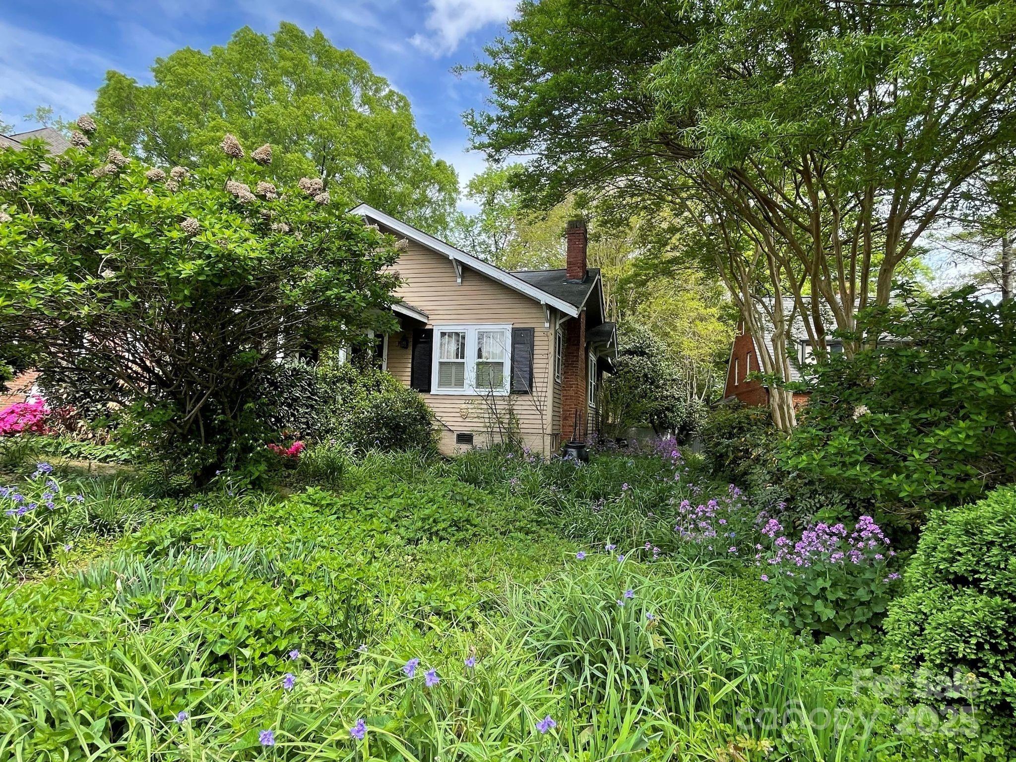 2221 Westminster Place