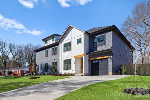 818 Yellowstone Drive Charlotte NC 28208